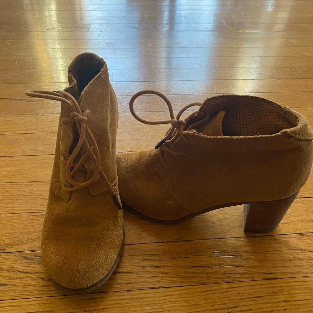 TOMS Booties. Size 7